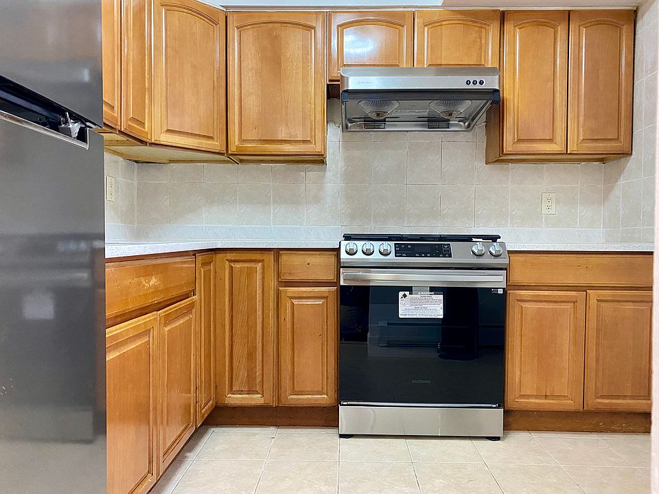 1st image of 108-68 51st Ave Floor 3