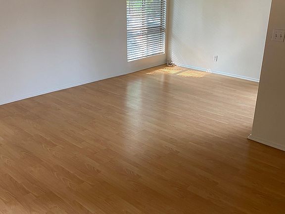 2nd image of 1130 N Fuller Ave #2