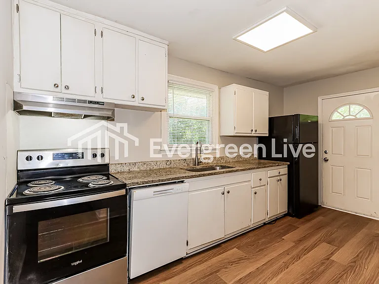 2804 Cornelia Rd — Photo 6