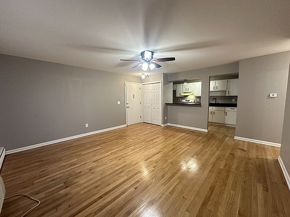 4th image of 1609 E State St #302
