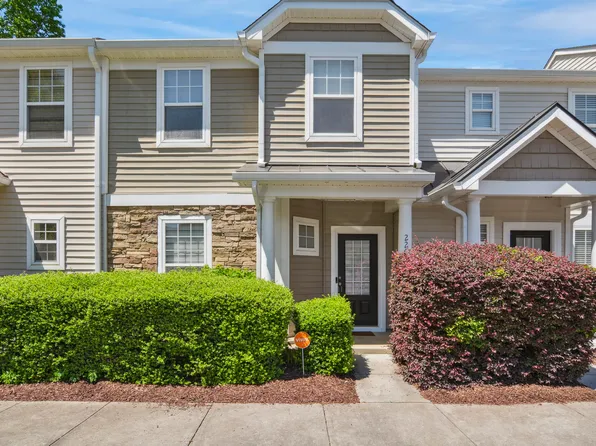 2207 Bankshill Row, Raleigh, NC 27614