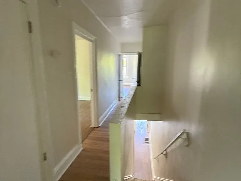 319 Rutherford Ave — Photo 19