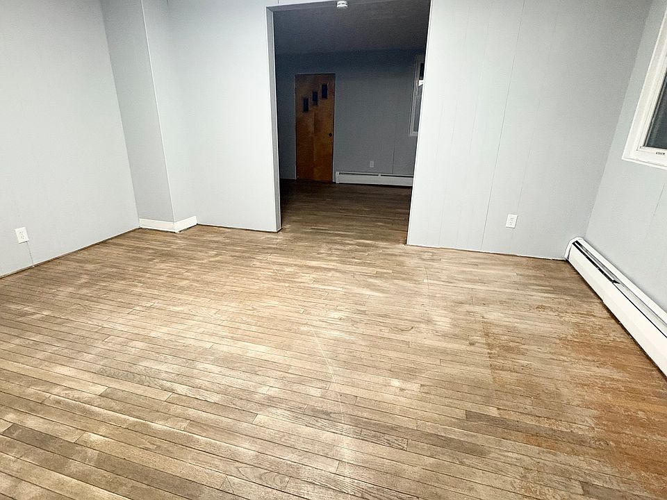 2nd image of 82 W Division St APT 1