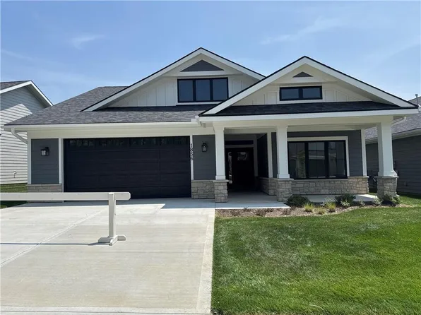 1856 Vintage Ln, Liberty, MO 64068