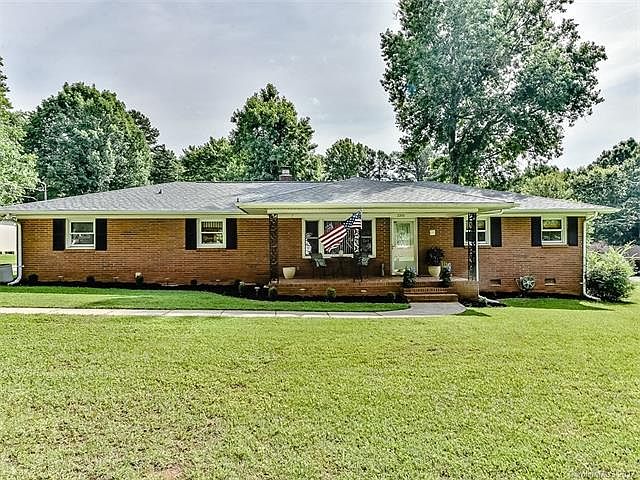 1st image of 3316 Joseph Dr