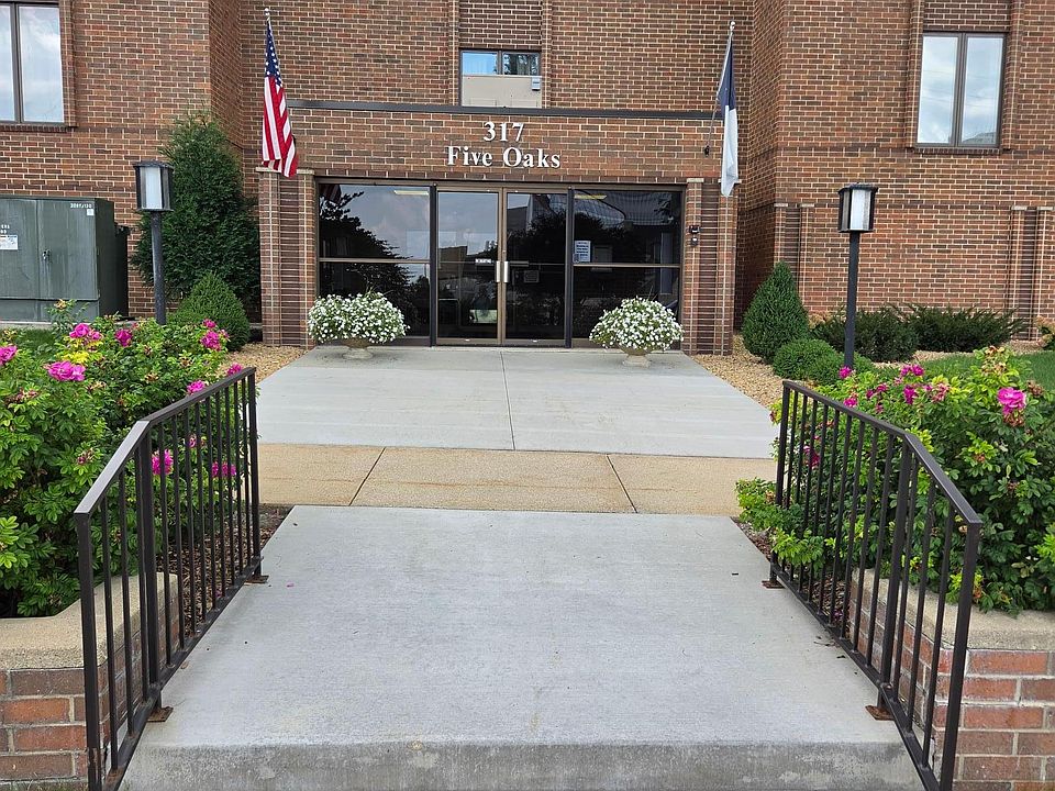 1st image of 317 6th Ave SW APT 209