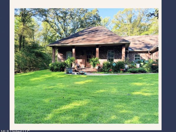 10225 Dry Grove Rd, Raymond, MS 39154
