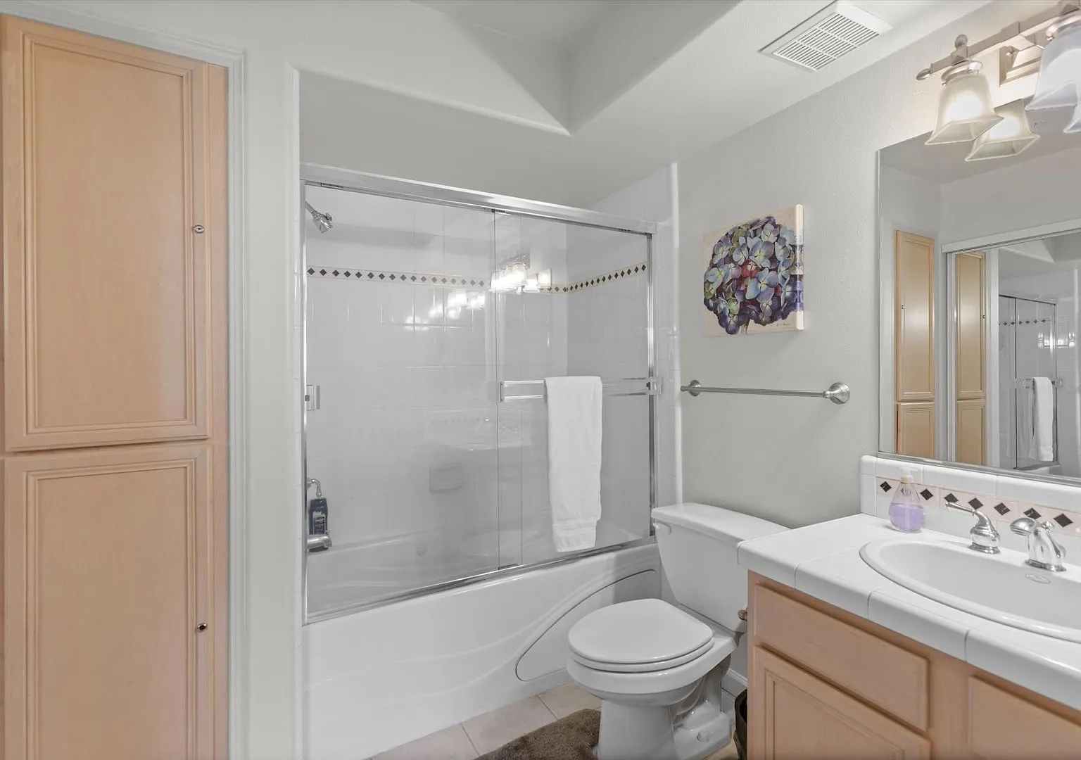 Lake Tahoe Winter Ski Lease Panoramic Views & Prime Ski Access — Photo 3