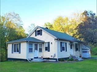 128 Old Palmer Rd, Brimfield, MA 01010