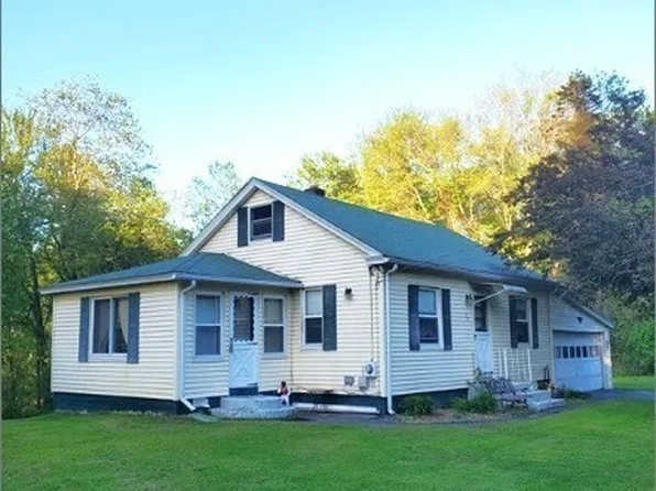 128 Old Palmer Rd, Brimfield, MA 01010