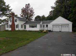 13323 Eagle Harbor Knowlesville Rd, Albion, NY 14411