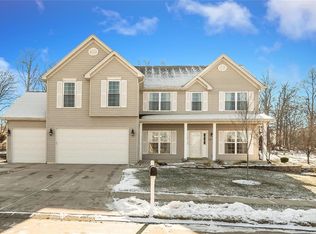 1310 Black Bear Dr, Wentzville, MO 63385