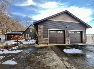 9642 State Highway 35, De Soto, WI 54624