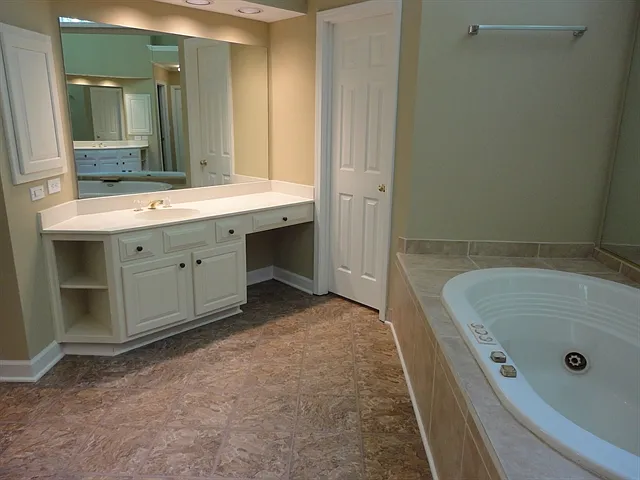 3407 Fairway Ct — Photo 15