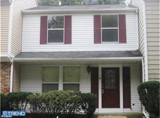 8 S Hill Dr, Trenton, NJ 08610