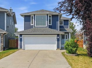218 E Bridlewood Pl SW, Calgary, AB T2Y 3P9