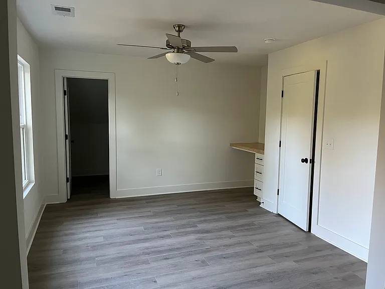 3349 Lakeside Pl — Photo 7