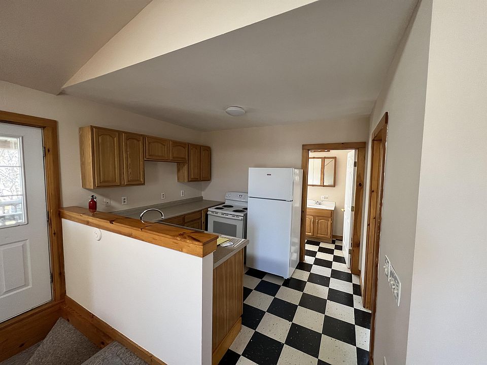 1st image of 47 South St #3