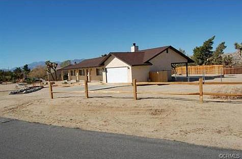 4th image of 58388 Gila Ct