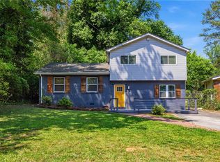2247 Green Forrest Dr, Decatur, GA 30032