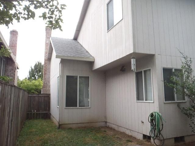 2nd image of 8261 SW Langtree St
