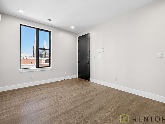 2nd image of 90 Manhattan Ave #5G