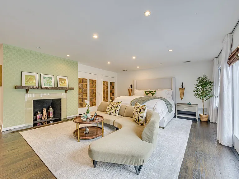 68 Wainscott Northwest Rd — Photo 14