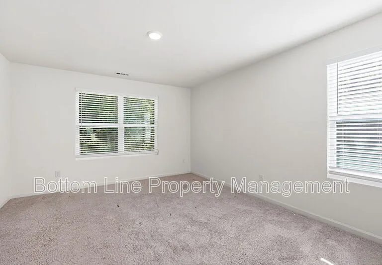 1117 Dakine Dr — Photo 25