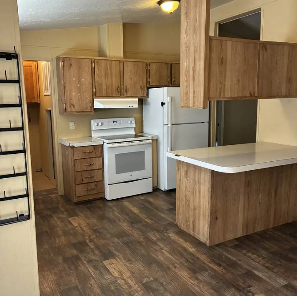 3 bed, 1800 sqft, $1,850 — Photo 3