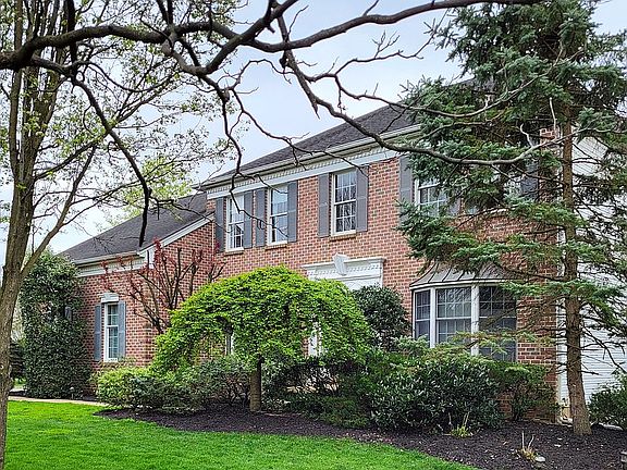 2nd image of 4278 Rexford Dr