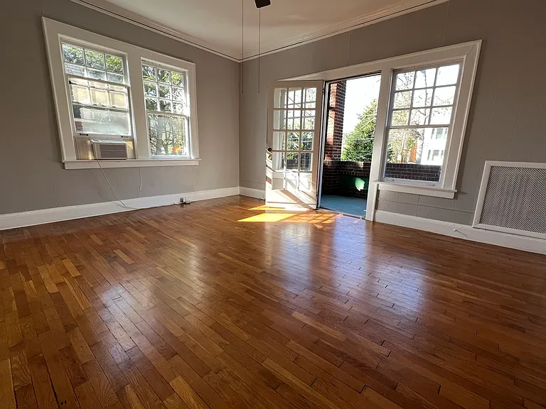 1215 Virginia Ave NE #5 — Photo 15