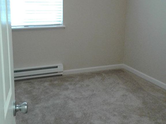 4th image of 11230 NE 132nd St APT C207