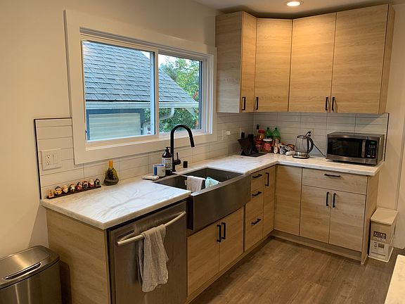 5th image of 5017 42nd Ave S #A