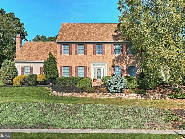 3347 Saint Johns Ct, York, PA 17406