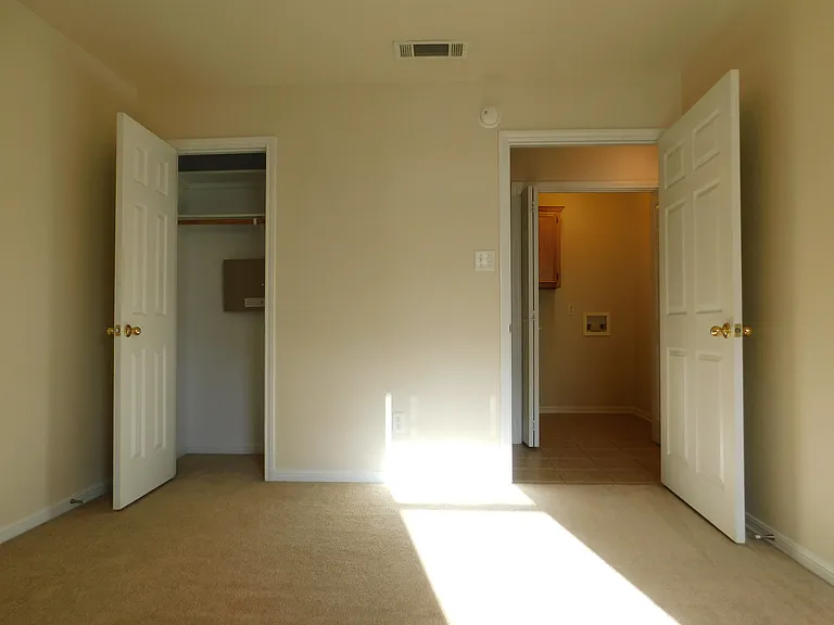 368 Nolan Ridge Dr #B — Photo 14
