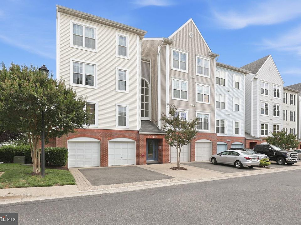 1st image of 277 S Pickett St APT 302