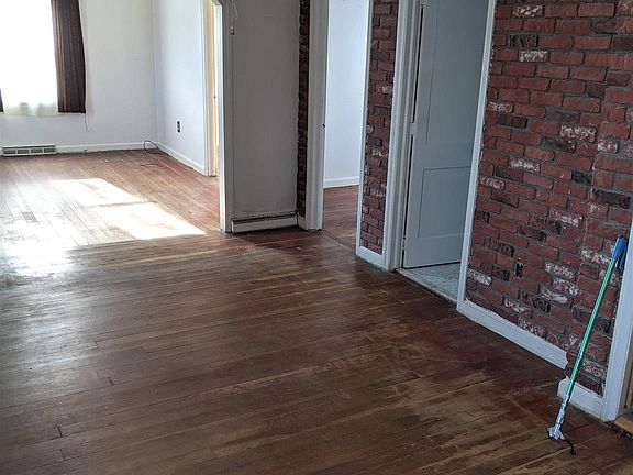 2nd image of 366 Saint Agnes Hwy