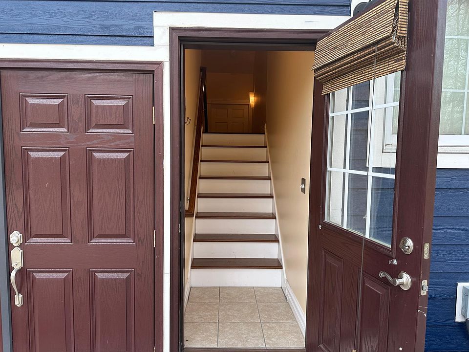 Private Entrance