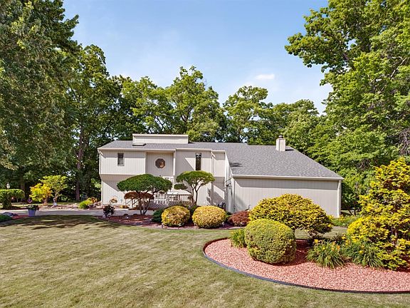 3rd image of 1193 Wildwood Dr