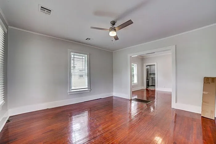 1155 N Main St — Photo 6