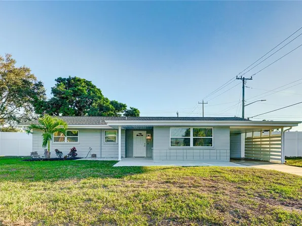 2806 Upper Tangelo Dr, Sarasota, FL 34239