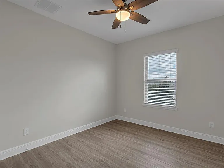 13770 Rosbash Aly — Photo 16