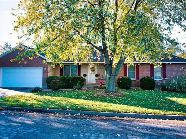 12168 Brooke Dr, Lexington, MO 64067