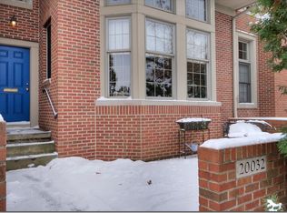 20032 Chagrin Blvd, Cleveland, OH 44122