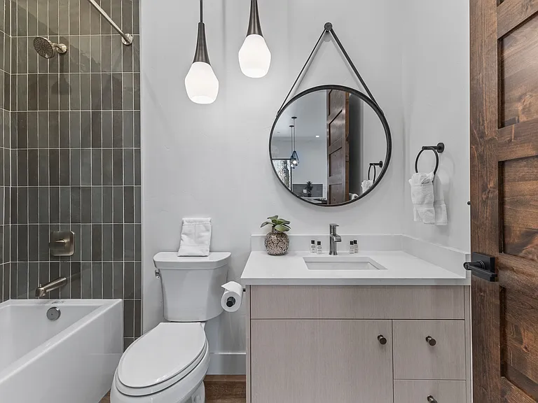 Bathroom | Tub-Shower | Toilet Bowl