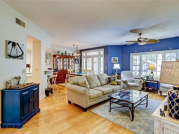 2nd image of 63 Spindle Ln #63