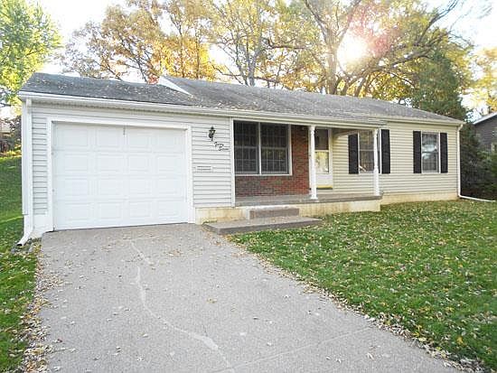 1st image of 47 Parklane Cir