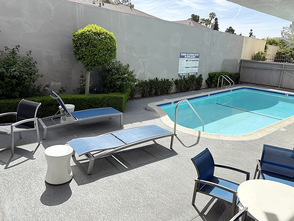 1 bed, $2,550 — Photo 4