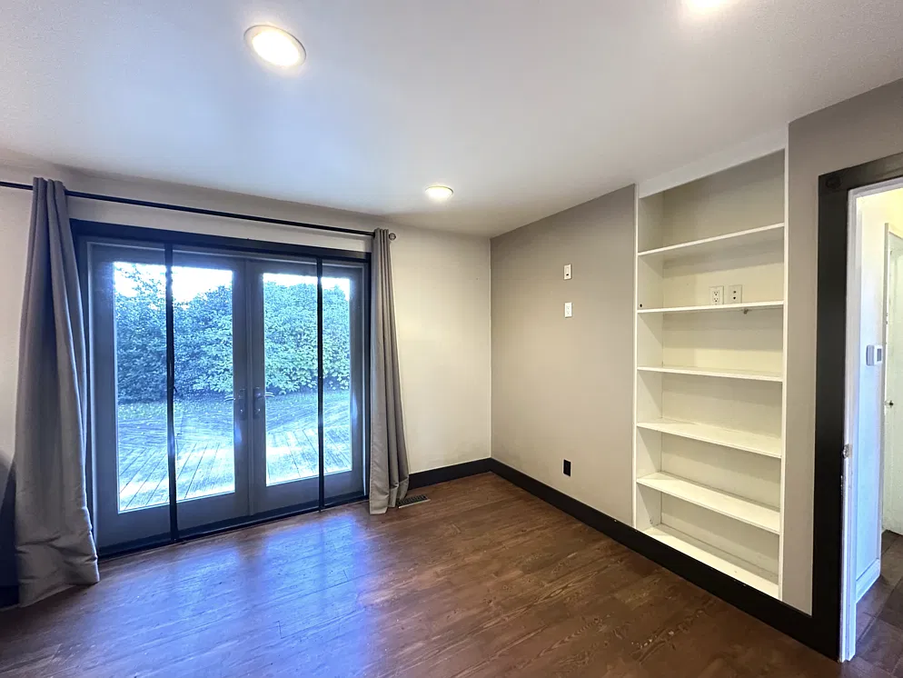 3 bed, 1692 sqft, $3,380 — Photo 4