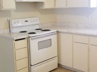 2104 Rosamond St APT 3, Shasta Lake, CA 96019